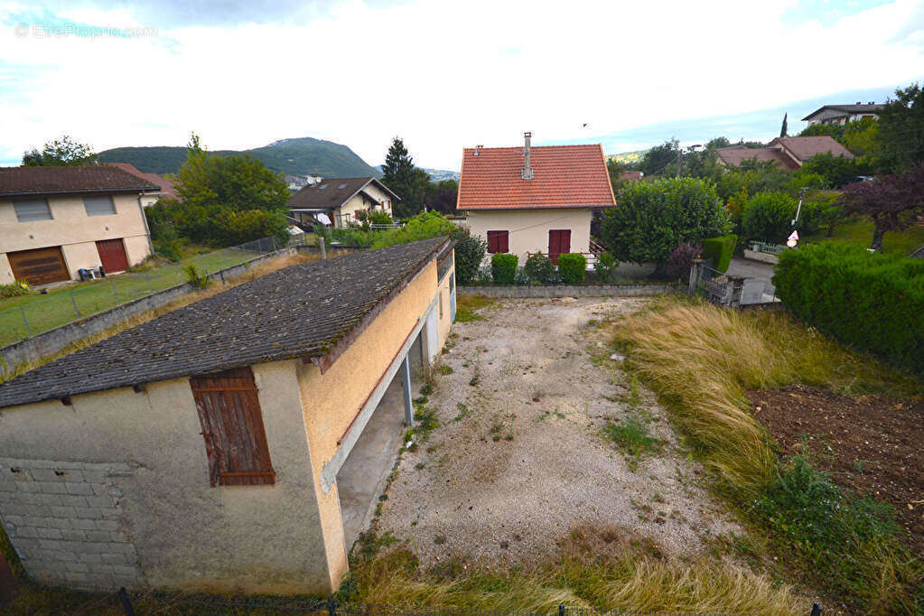 Terrain à AIX-LES-BAINS