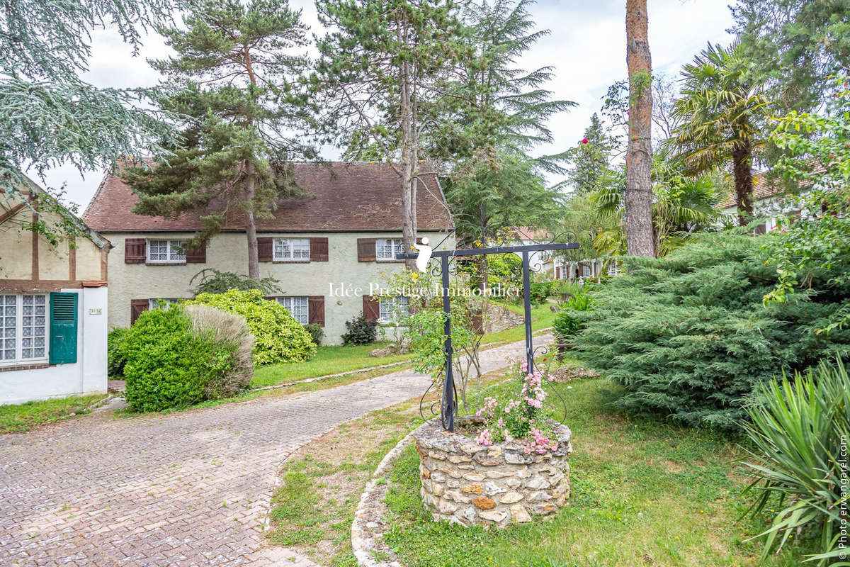 Maison à COULOMMIERS