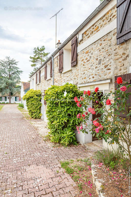 Maison à COULOMMIERS