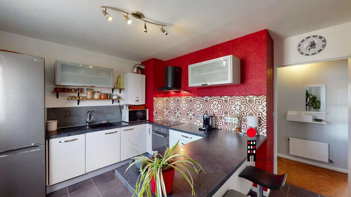 Appartement à FONTAINES-SUR-SAONE