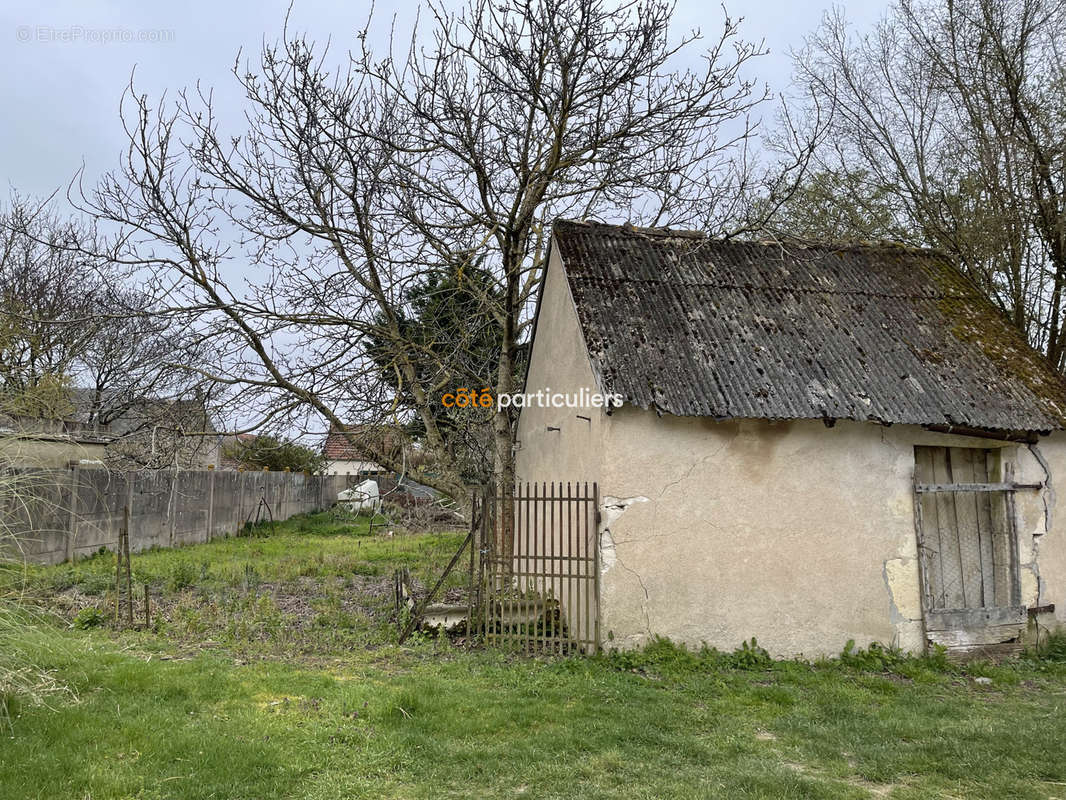 Maison à SAINT-LOUP-DES-CHAUMES