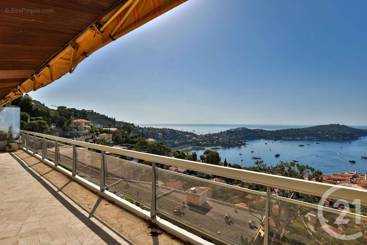 Appartement à VILLEFRANCHE-SUR-MER