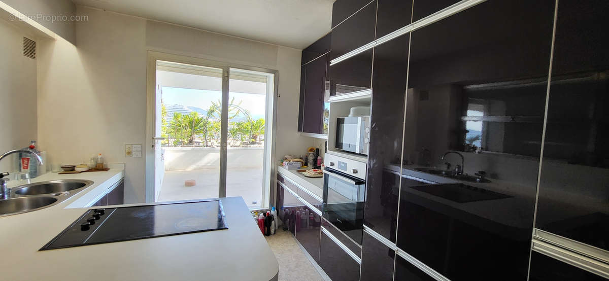 Appartement à VILLENEUVE-LOUBET