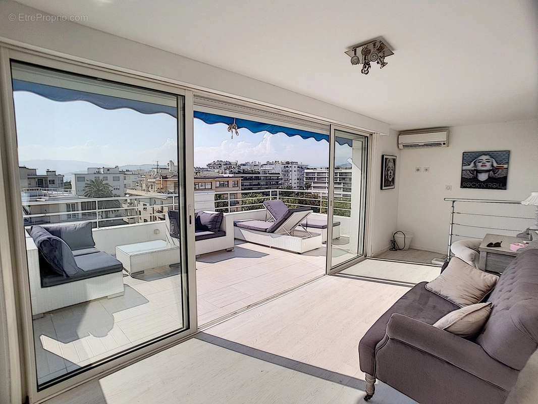 Appartement à CANNES