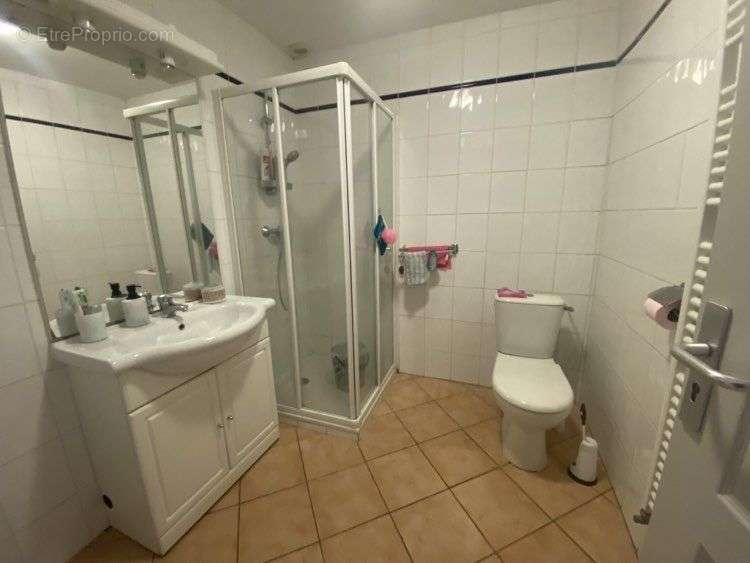 Appartement à CAZERES