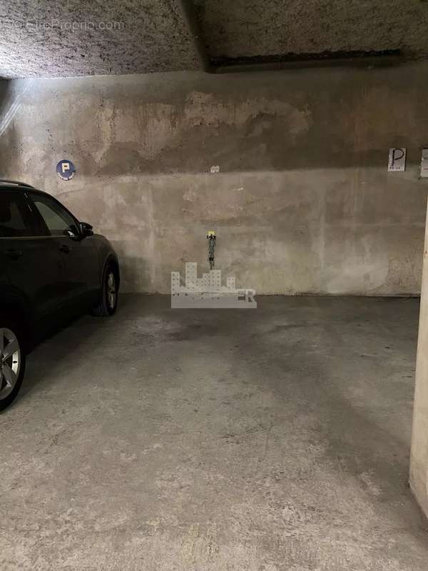 Parking à NICE