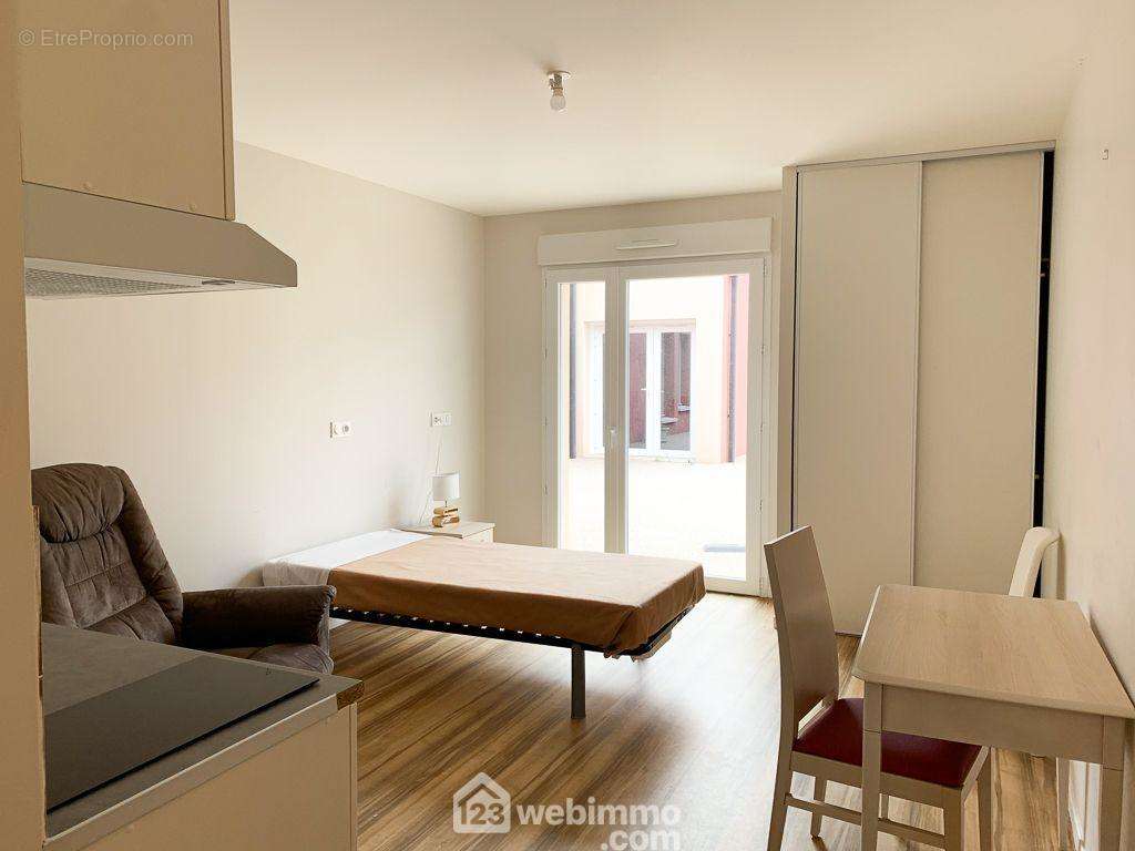 Studio de 27m2... - Appartement à MAZE