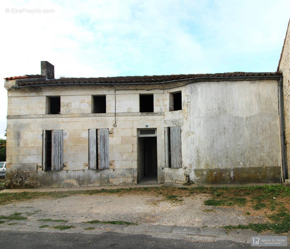 Maison à PONS