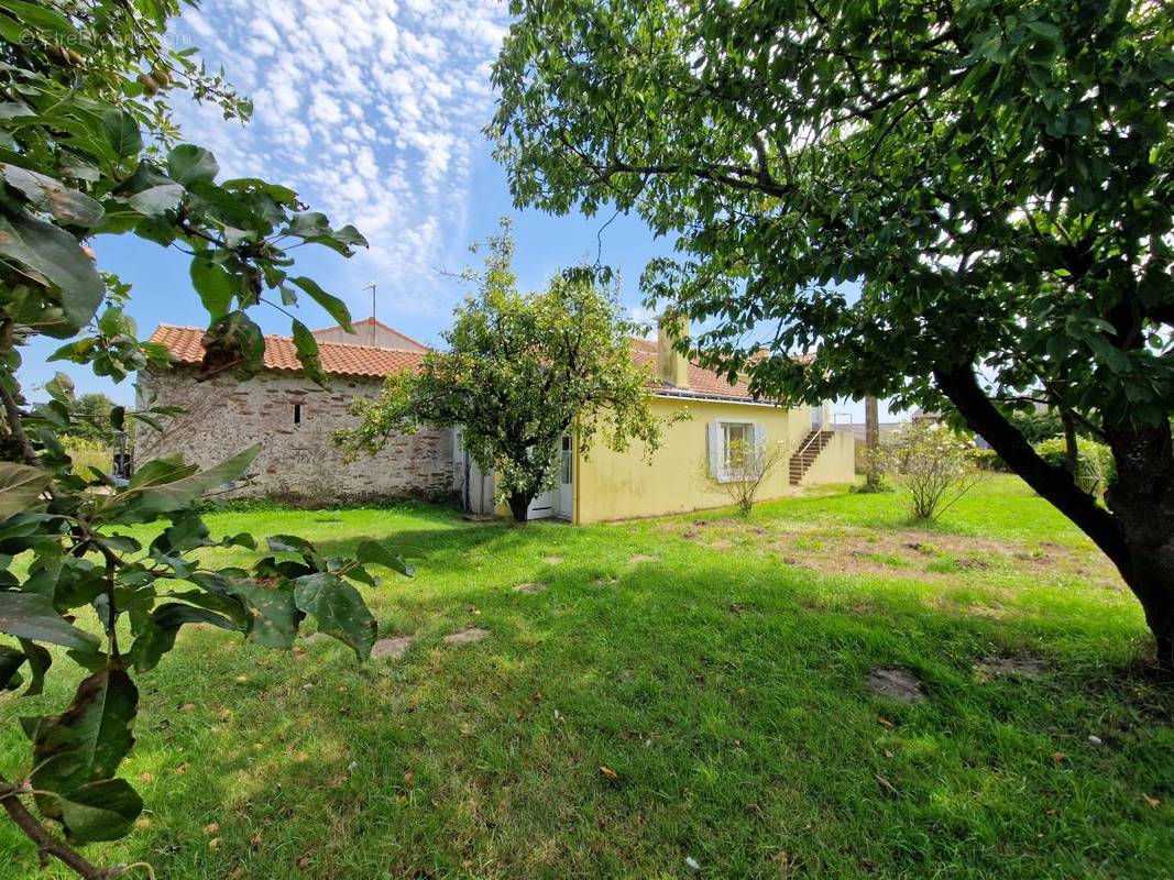 Maison à CHAUVE