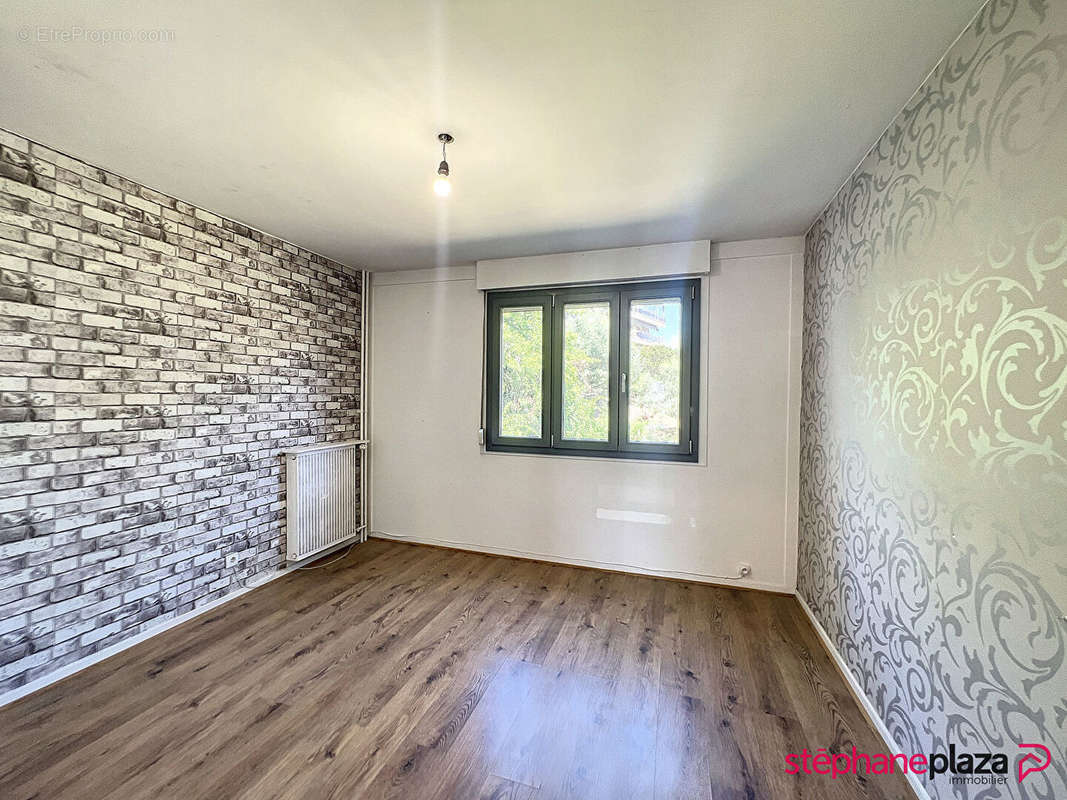 Appartement à MANDELIEU-LA-NAPOULE