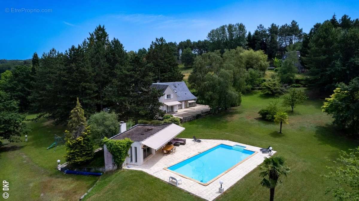 Maison à TURENNE