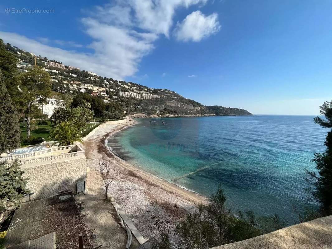 Appartement à ROQUEBRUNE-CAP-MARTIN