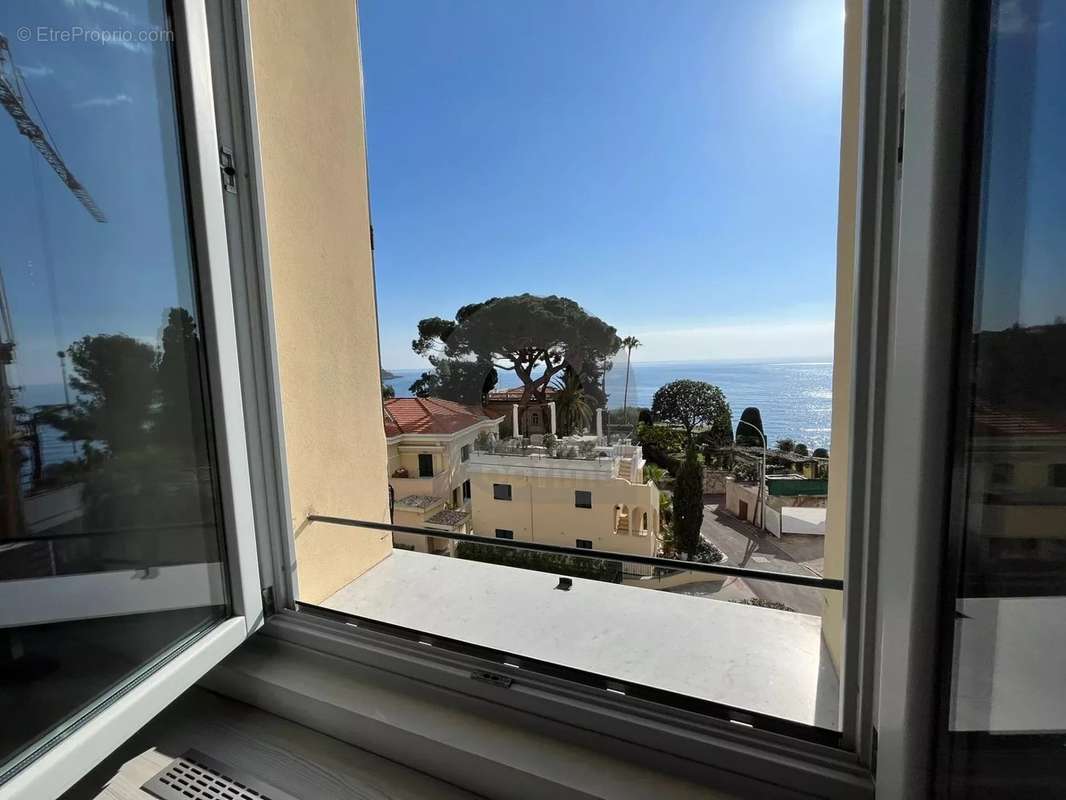 Appartement à ROQUEBRUNE-CAP-MARTIN