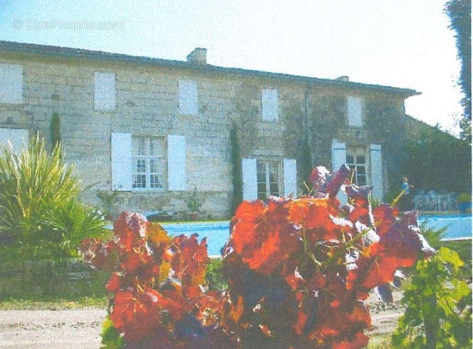 Maison à SAINT-MICHEL-DE-FRONSAC