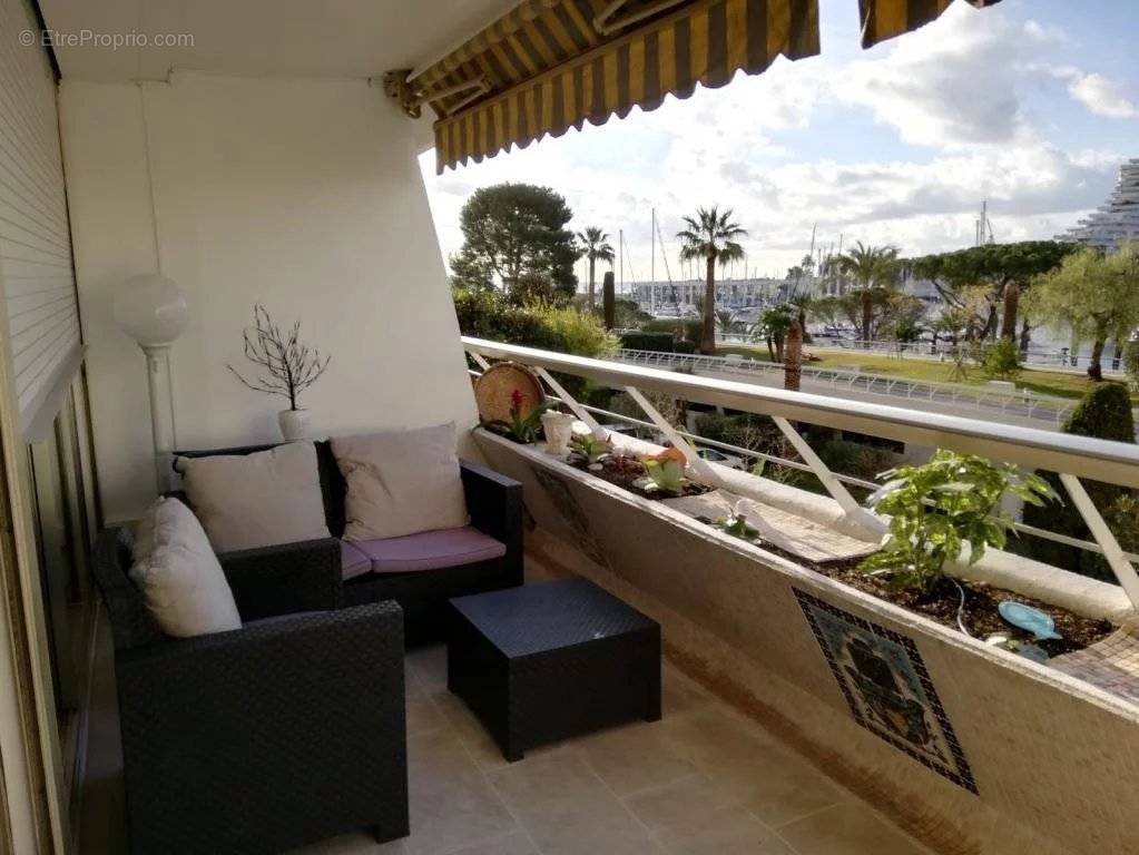 Appartement à VILLENEUVE-LOUBET