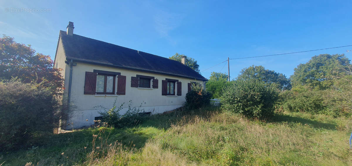 Maison à CONDE-SUR-HUISNE