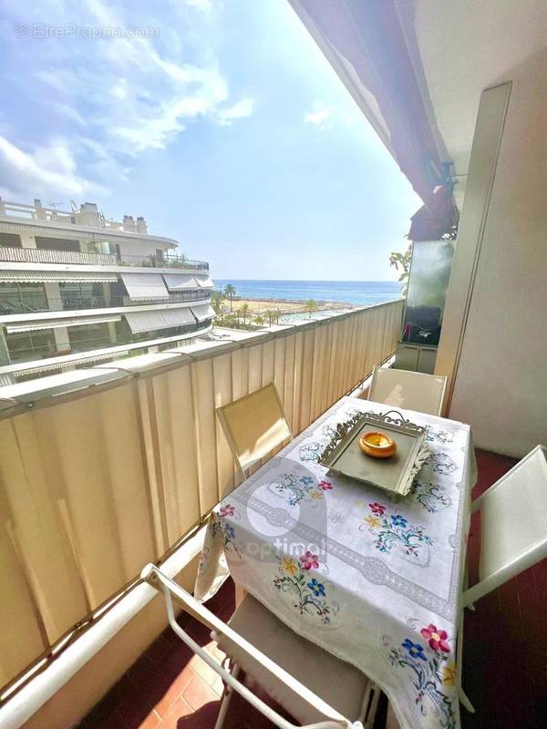 Appartement à MENTON