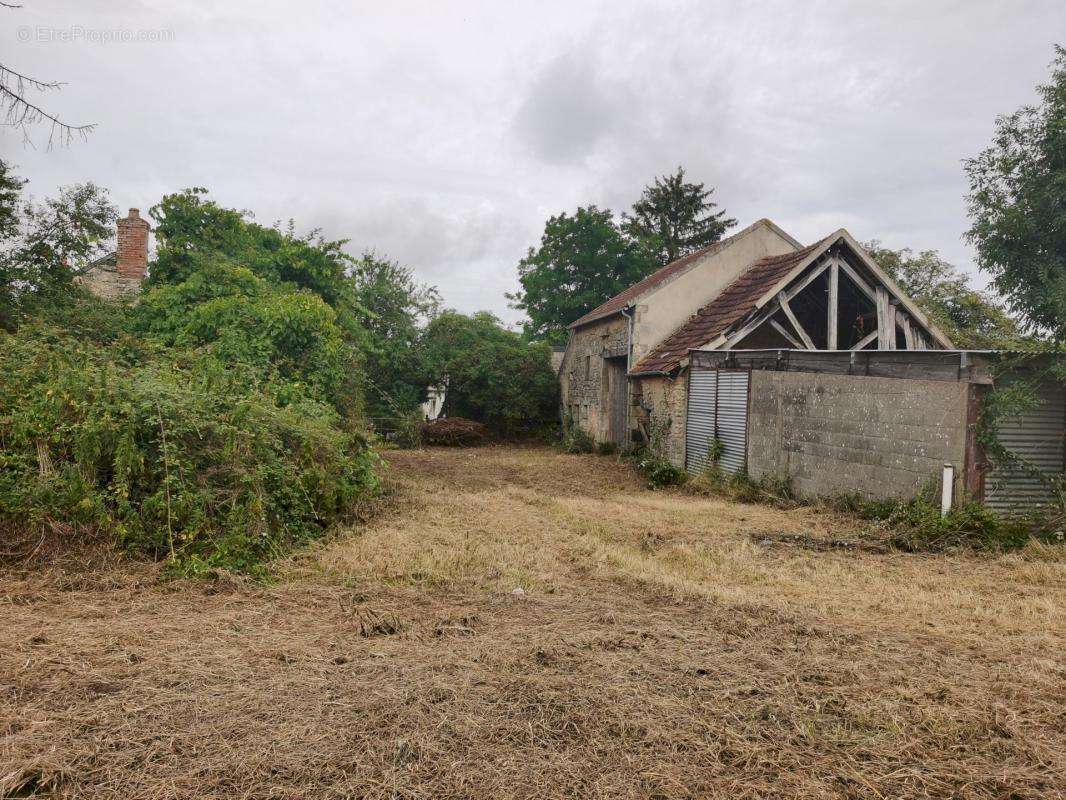 Maison à SAINT-REVERIEN