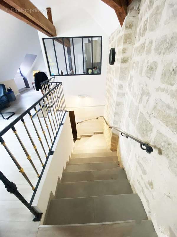 Escalier - Appartement à DOLE