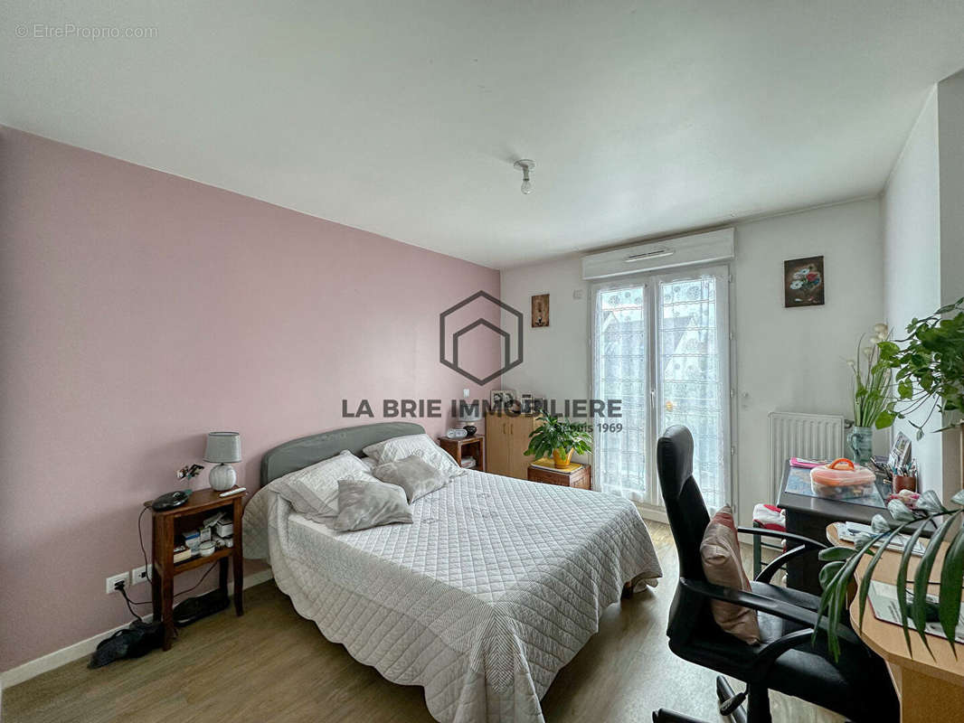 Appartement à VILLECRESNES