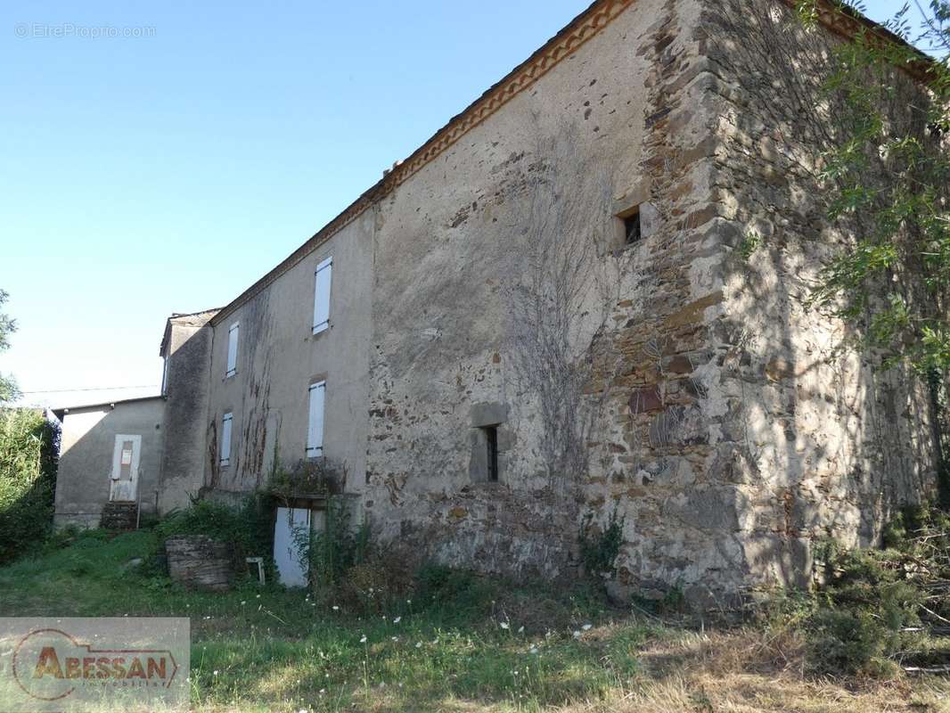 Maison à LAPARROUQUIAL