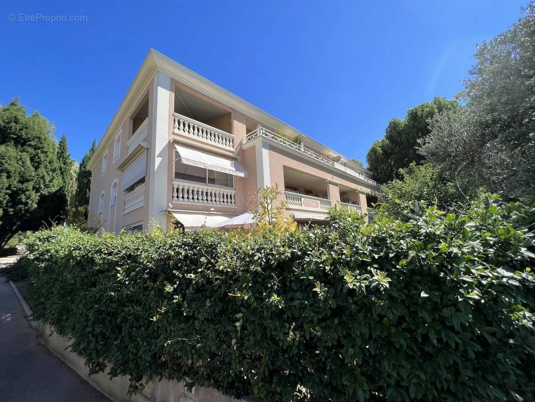 Appartement à LA VALETTE-DU-VAR