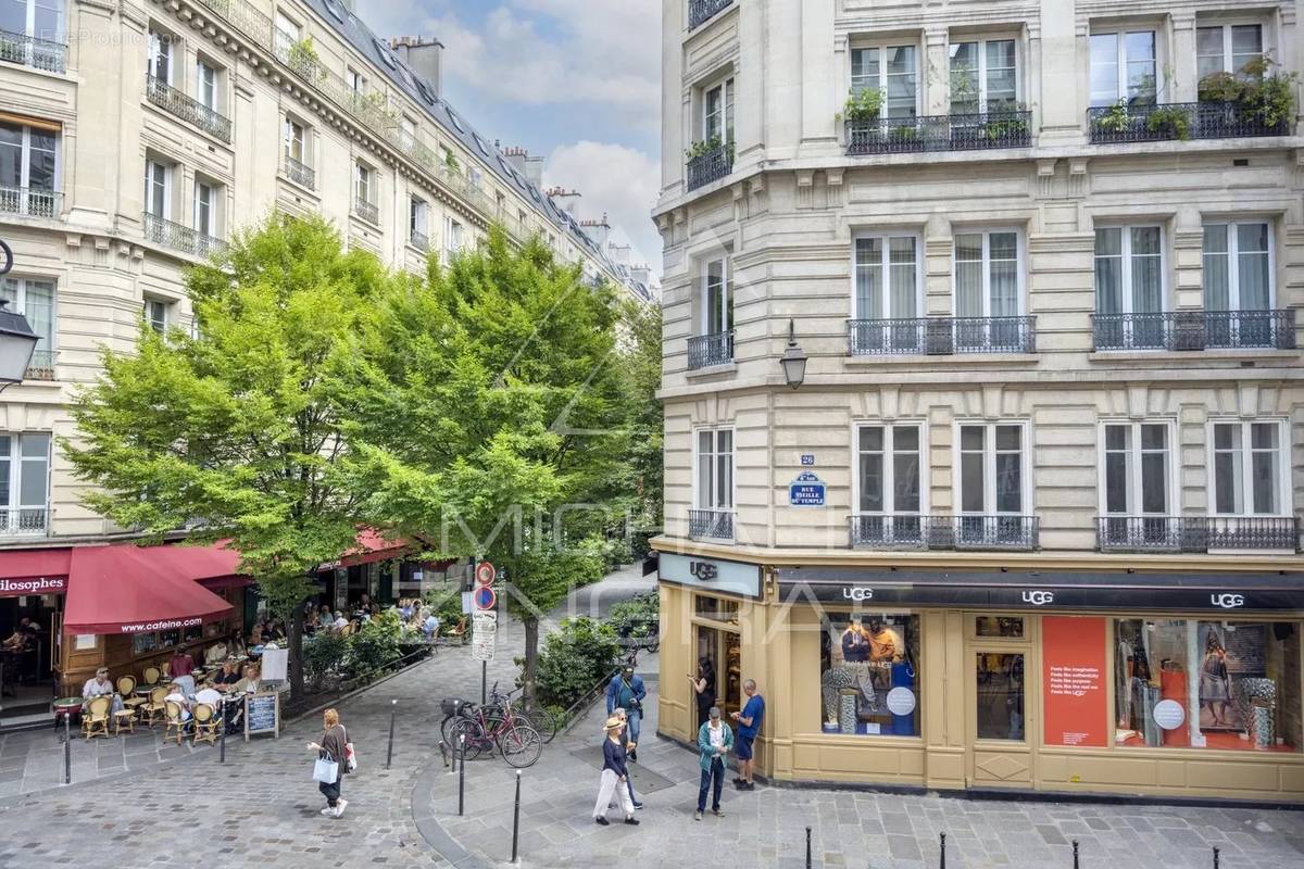 Appartement à PARIS-4E