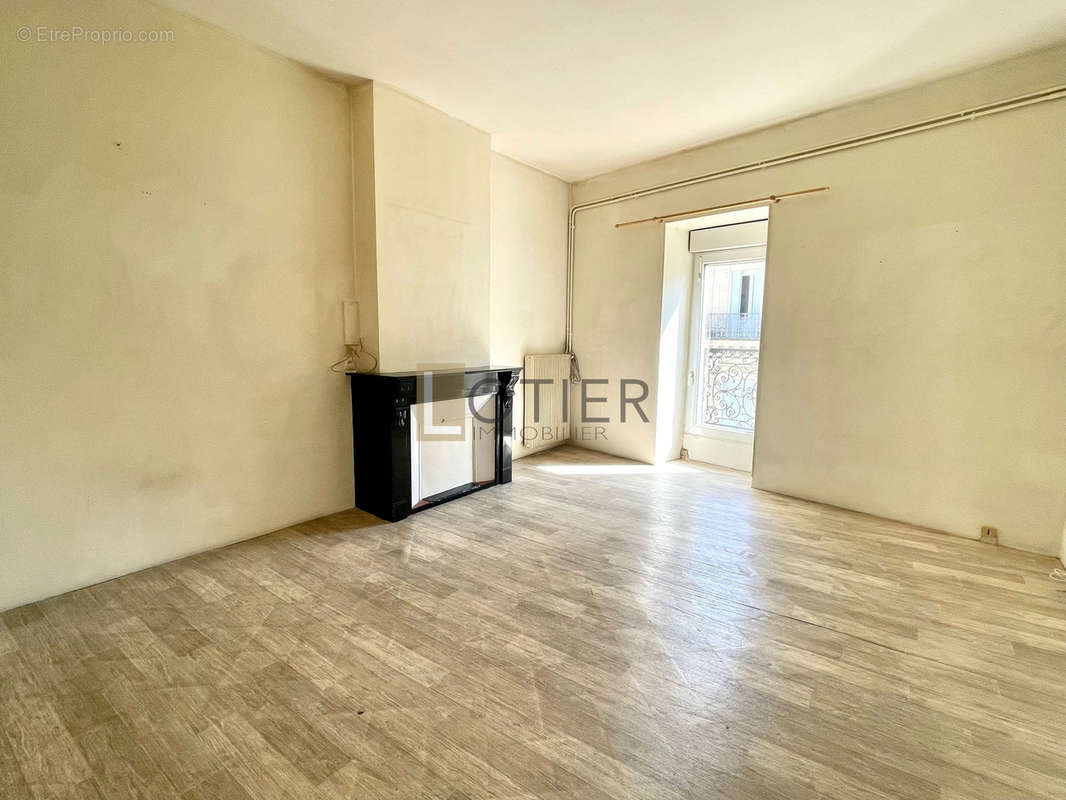 Appartement à BEZIERS