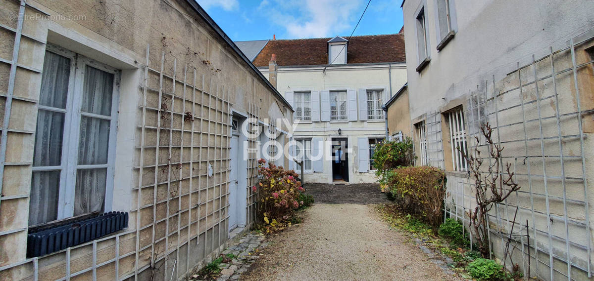 Maison à CHATEAUDUN