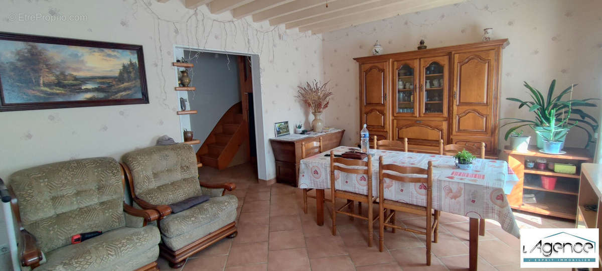 Appartement à BROU