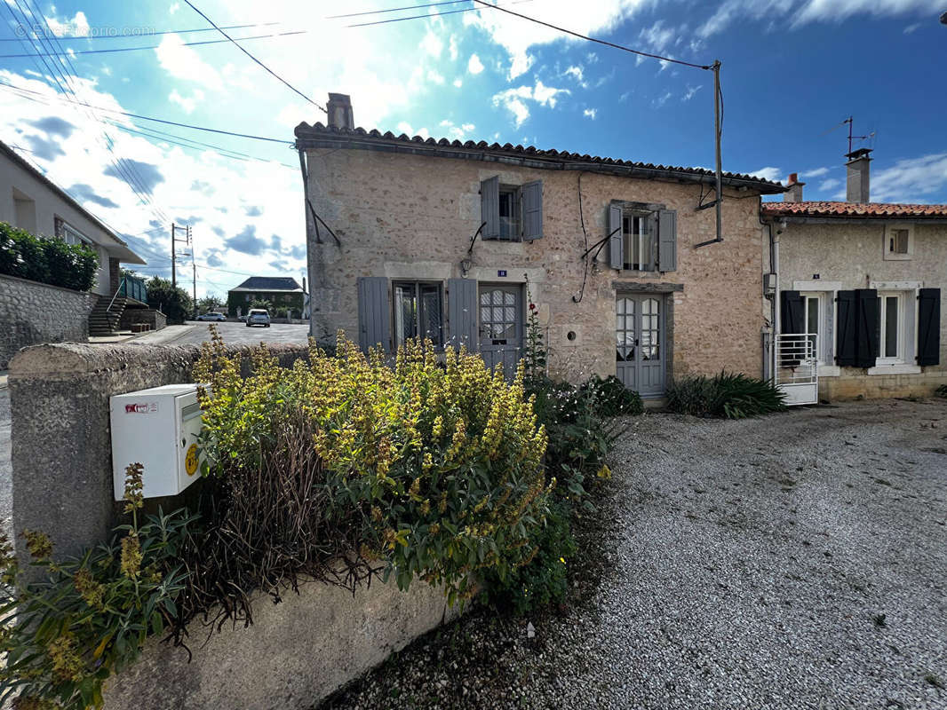 Maison à CIVRAY