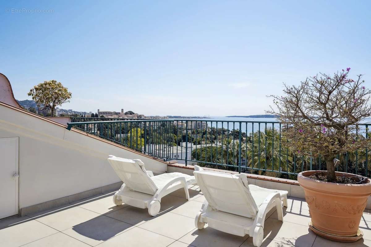 Appartement à CANNES