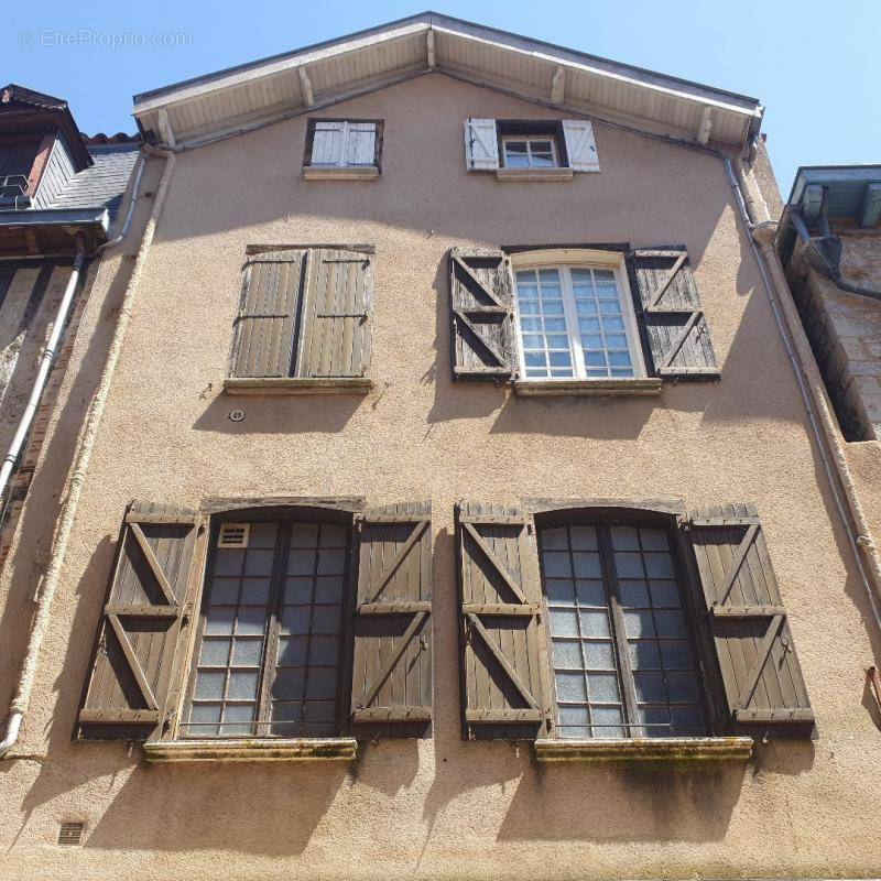 Appartement à VILLEFRANCHE-DE-ROUERGUE