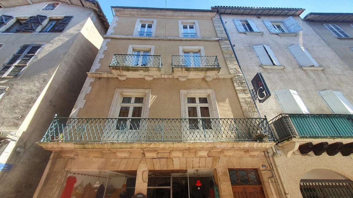 Appartement à VILLEFRANCHE-DE-ROUERGUE