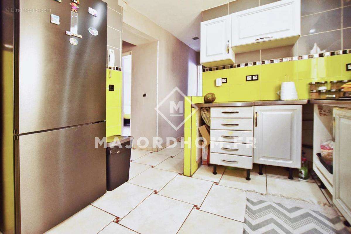 Appartement à MARSEILLE-2E