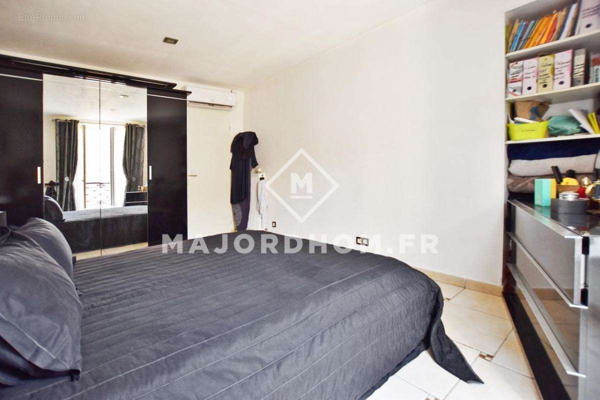 Appartement à MARSEILLE-2E