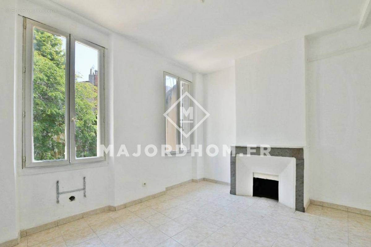 Appartement à MARSEILLE-6E