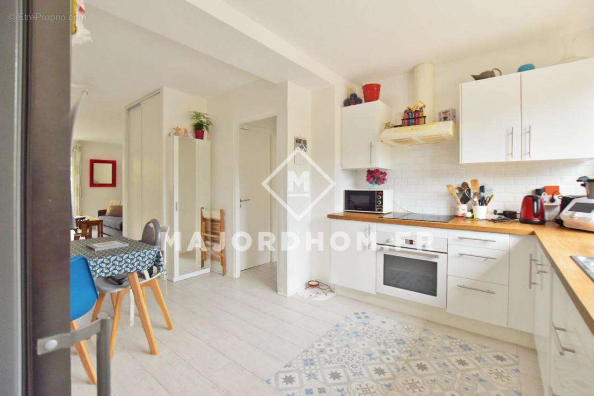 Appartement à MARSEILLE-9E