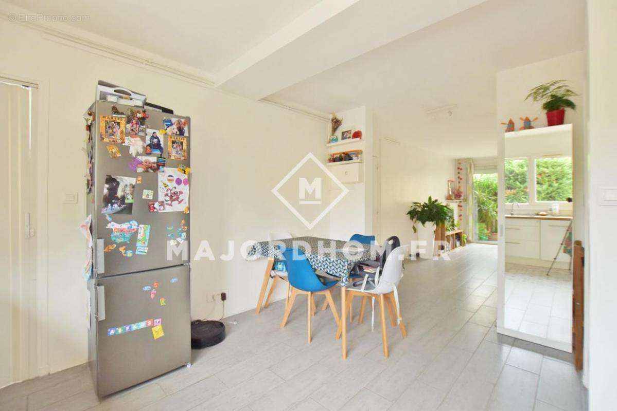 Appartement à MARSEILLE-9E