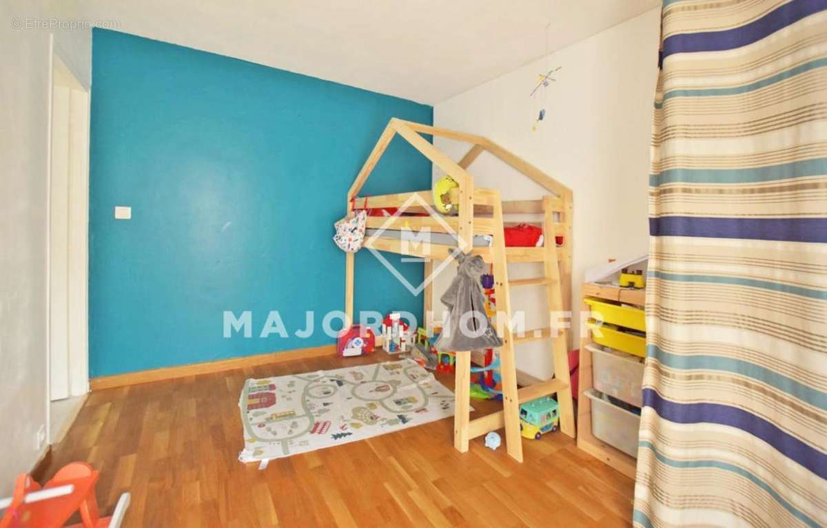 Appartement à MARSEILLE-9E