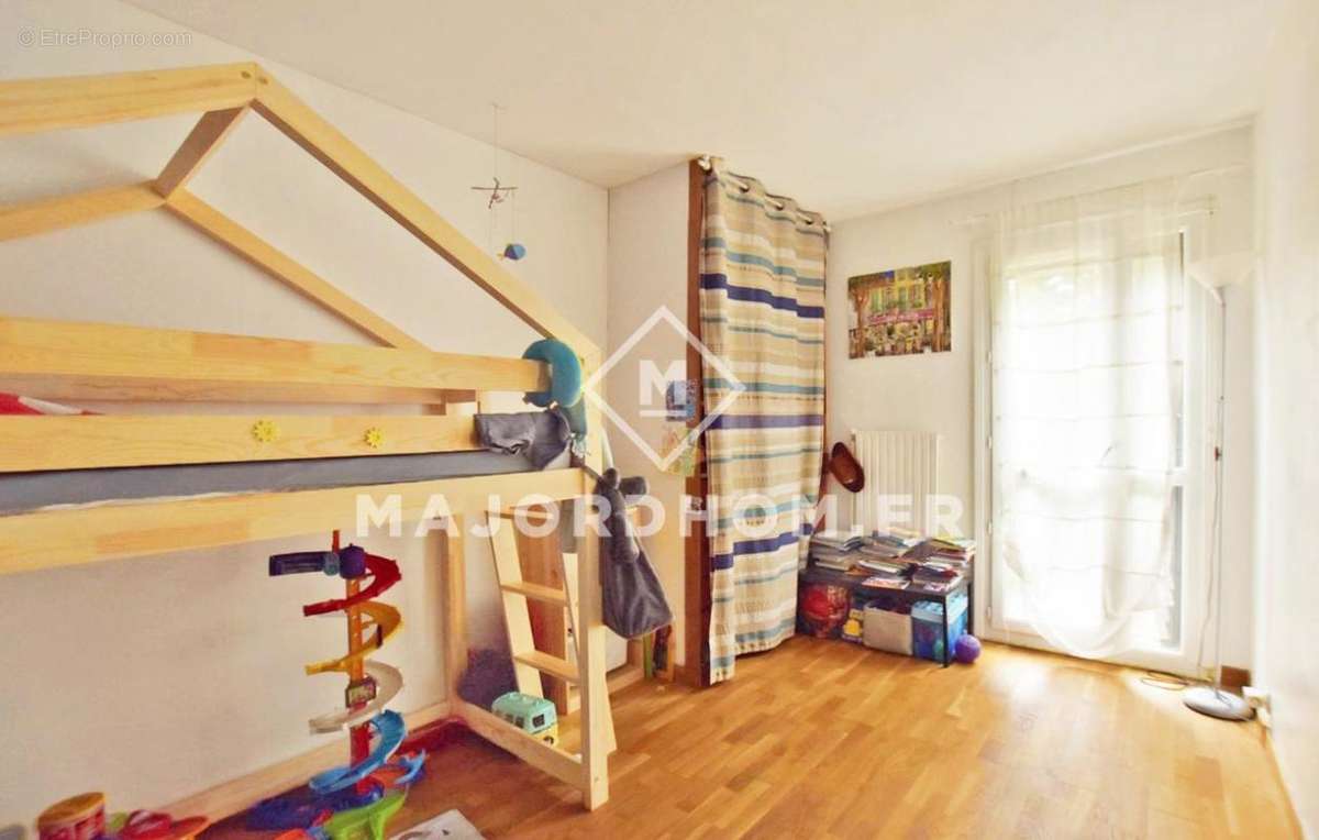 Appartement à MARSEILLE-9E