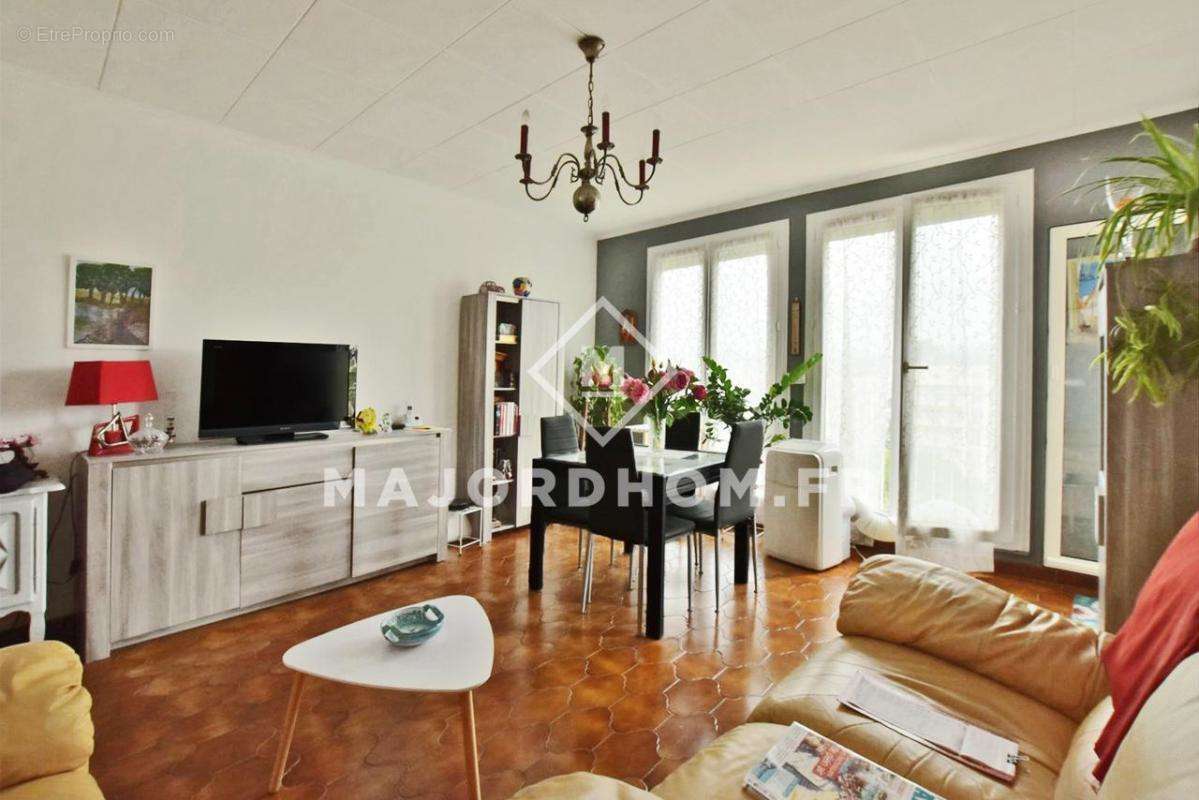 Appartement à MARSEILLE-10E