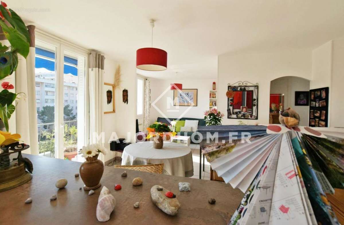 Appartement à MARSEILLE-9E