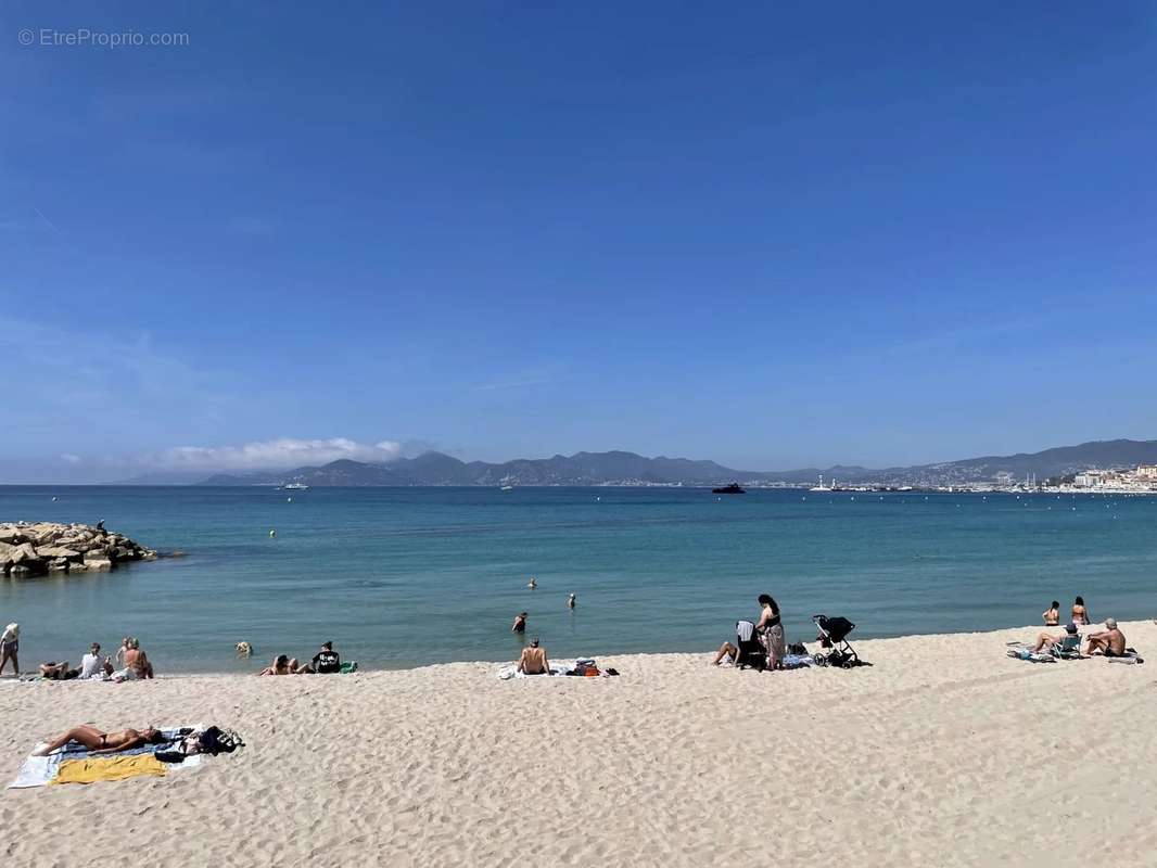 Appartement à CANNES