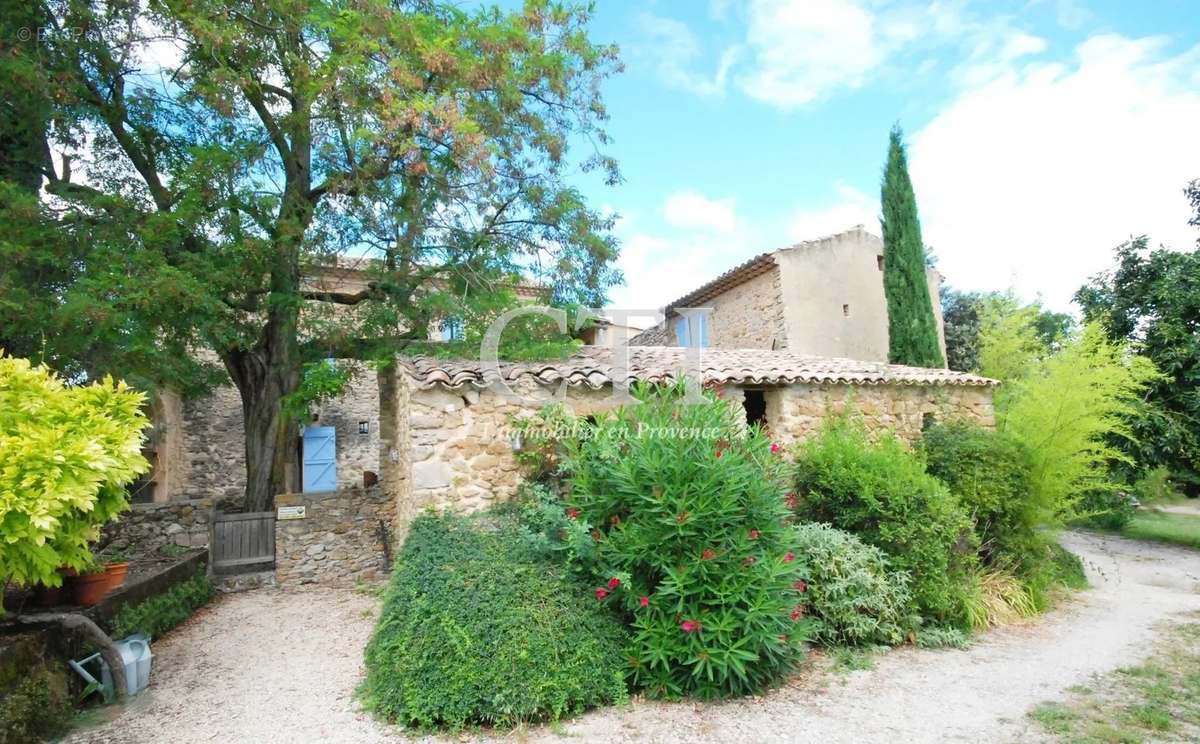 Maison à VAISON-LA-ROMAINE