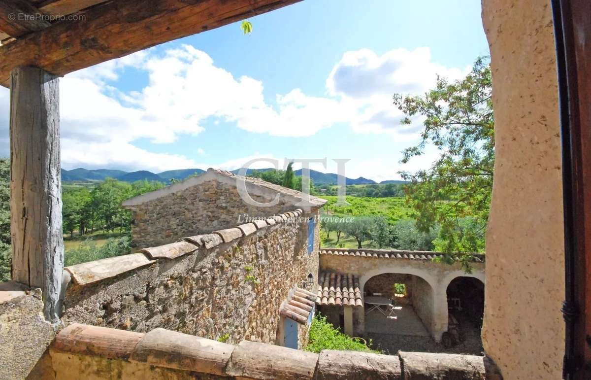 Maison à VAISON-LA-ROMAINE