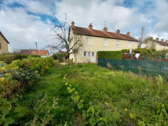 Maison à LE CREUSOT