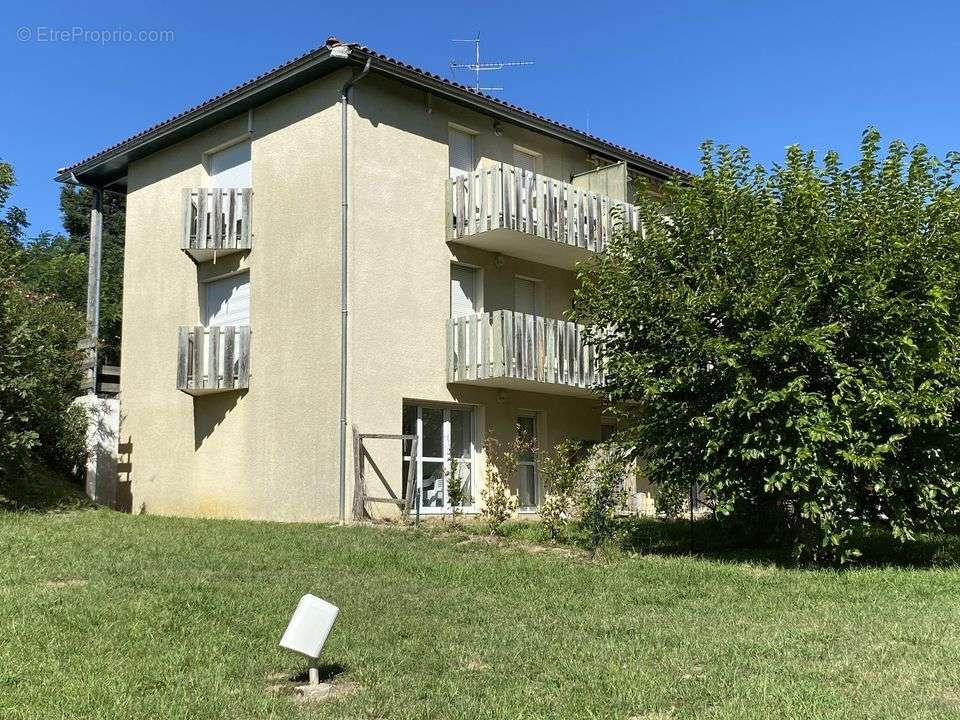 Appartement à CAZAUBON