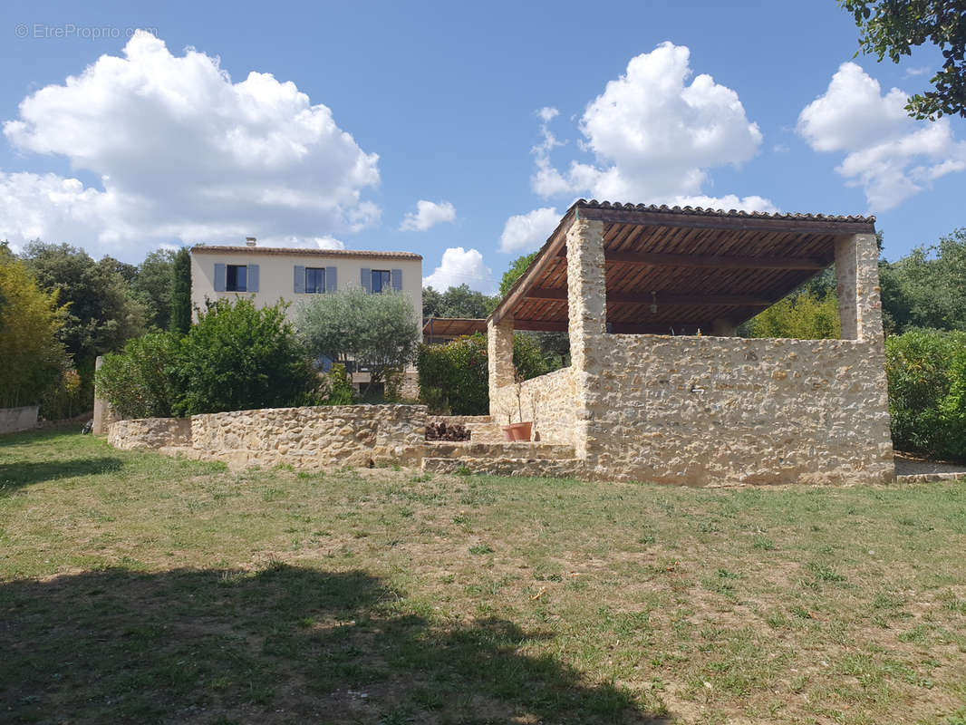 Maison à UZES