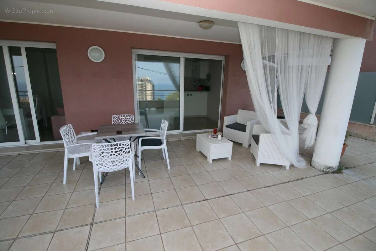 Appartement à BEAUSOLEIL